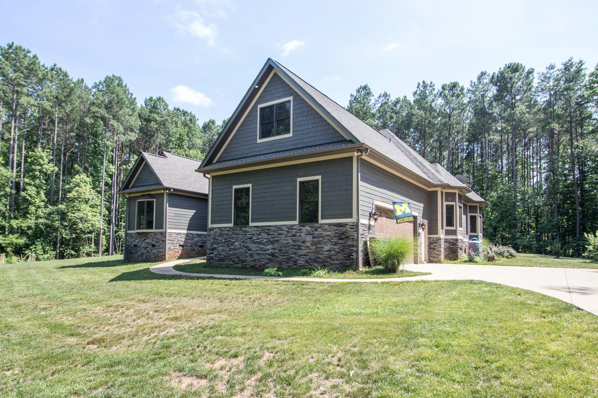 561 Normandy Road, Mooresville, NC 28117, Presented by Lawrie Lawrence